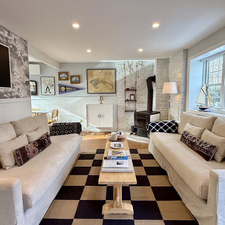 Cape Cod Cottage living room